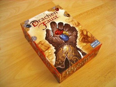 Alle Details zum Brettspiel Drachenfaust und ähnlichen Spielen