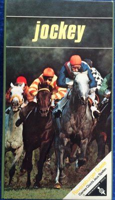 Alle Details zum Brettspiel Jockey und ähnlichen Spielen