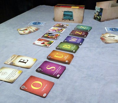 Alle Details zum Brettspiel Paperback und ähnlichen Spielen