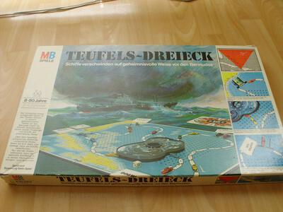 Alle Details zum Brettspiel Teufels-Dreieck und ähnlichen Spielen